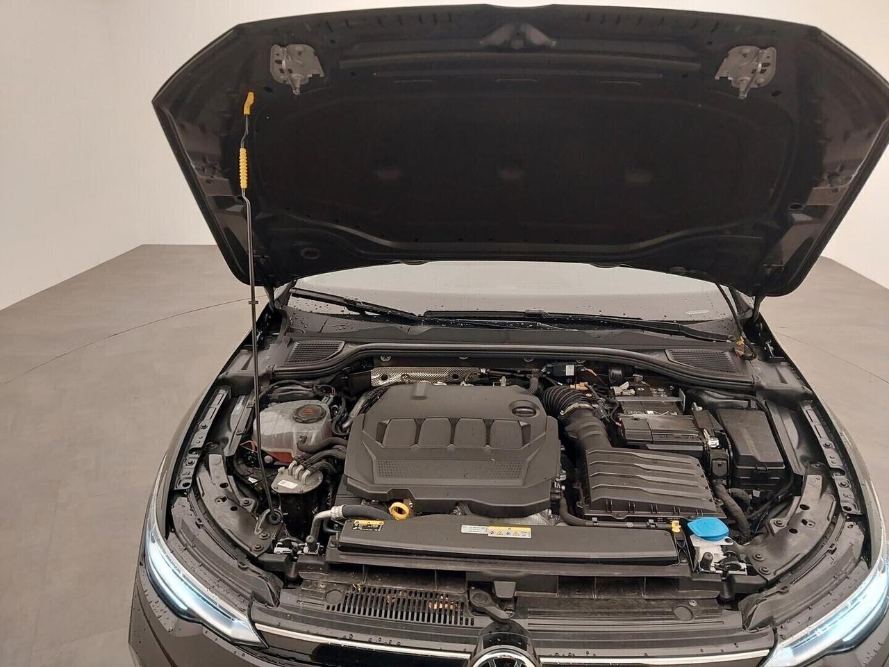 Volkswagen Golf RESTYLING 8.5 - 2.0 tdi 115cv. 5 anni di Garanzia