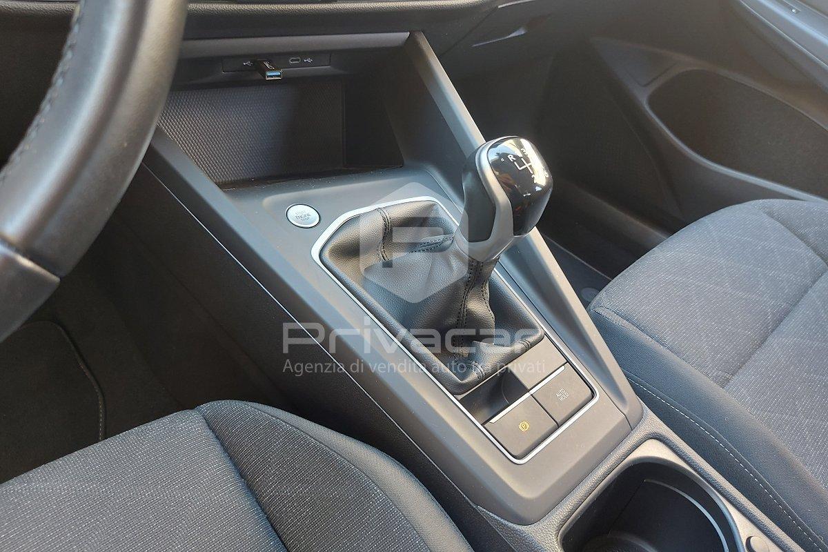 VOLKSWAGEN Golf 1.5 TGI Life