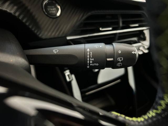 PEUGEOT 2008 motore elettrico 136 CV GT TETTO APRIBILE