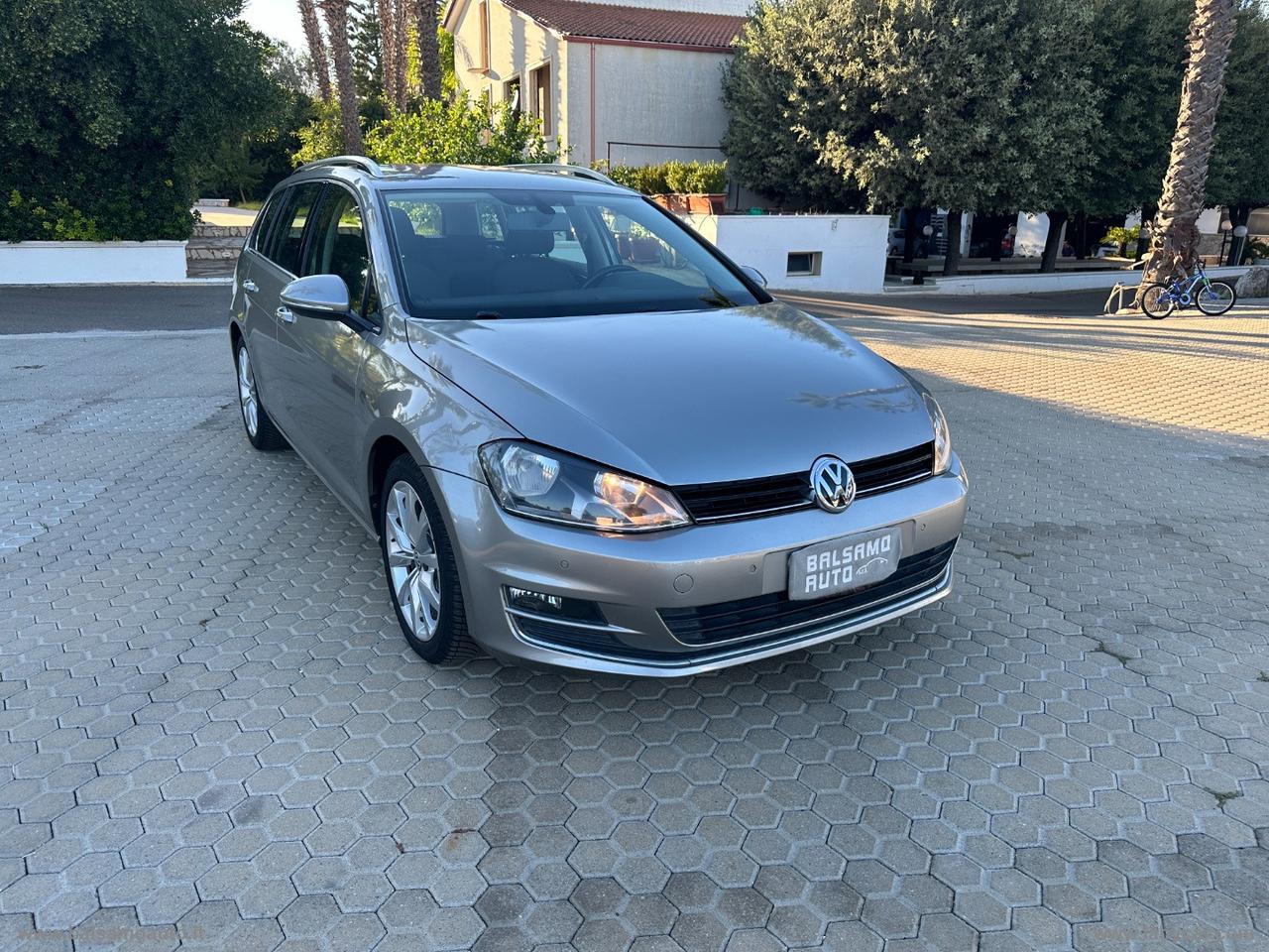VOLKSWAGEN Golf Variant 1.6 BlueTDI 110 DSG Highl.