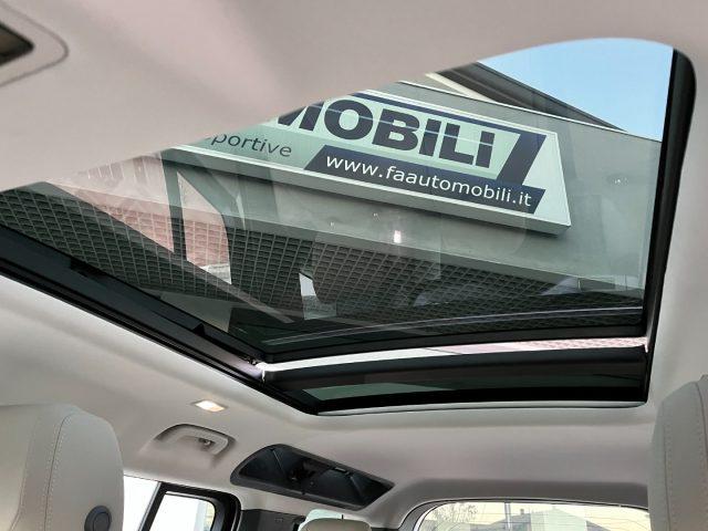 LAND ROVER Defender 110 3.0D I6 200 CV AWD Auto SE *PANORAMA *360°