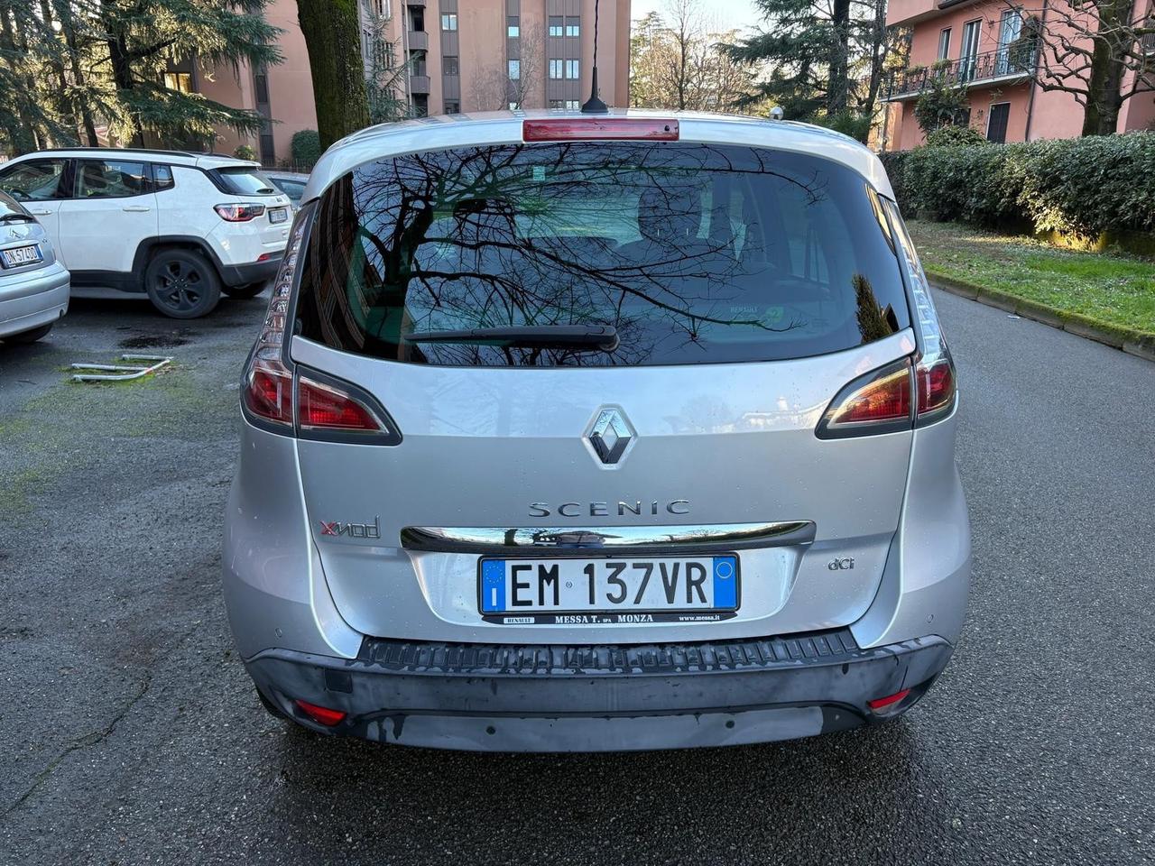 Renault Scenic Scénic XMod 1.5 dCi 110CV