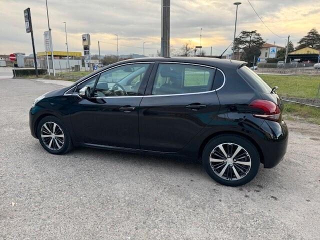 Peugeot 208 BlueHdi Allure