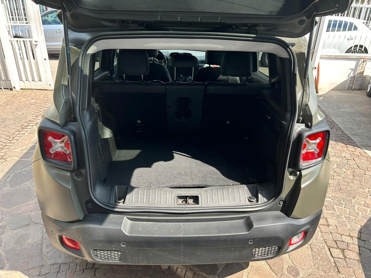 Jeep Renegade 1.3 Trailhawk T4 240CV PHEV 4xe AT6