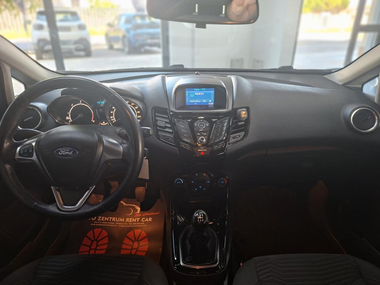 Ford Fiesta 1.5 TDCi 75CV 5 porte Titanium