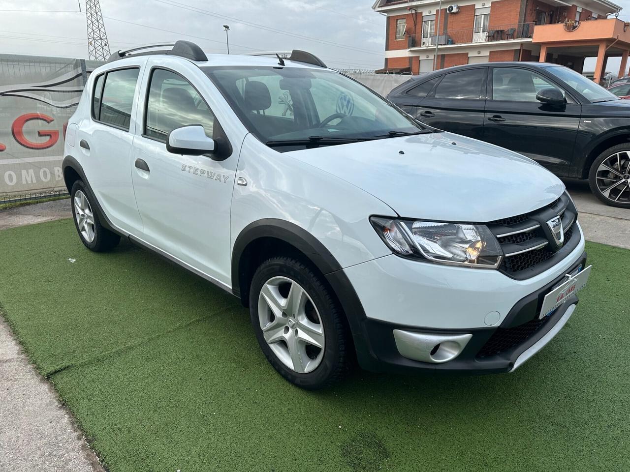 Dacia Sandero STEPWAY*0.9*PRESTIGE*GPL*NAVI*BLUETOOTH*NEOPA*