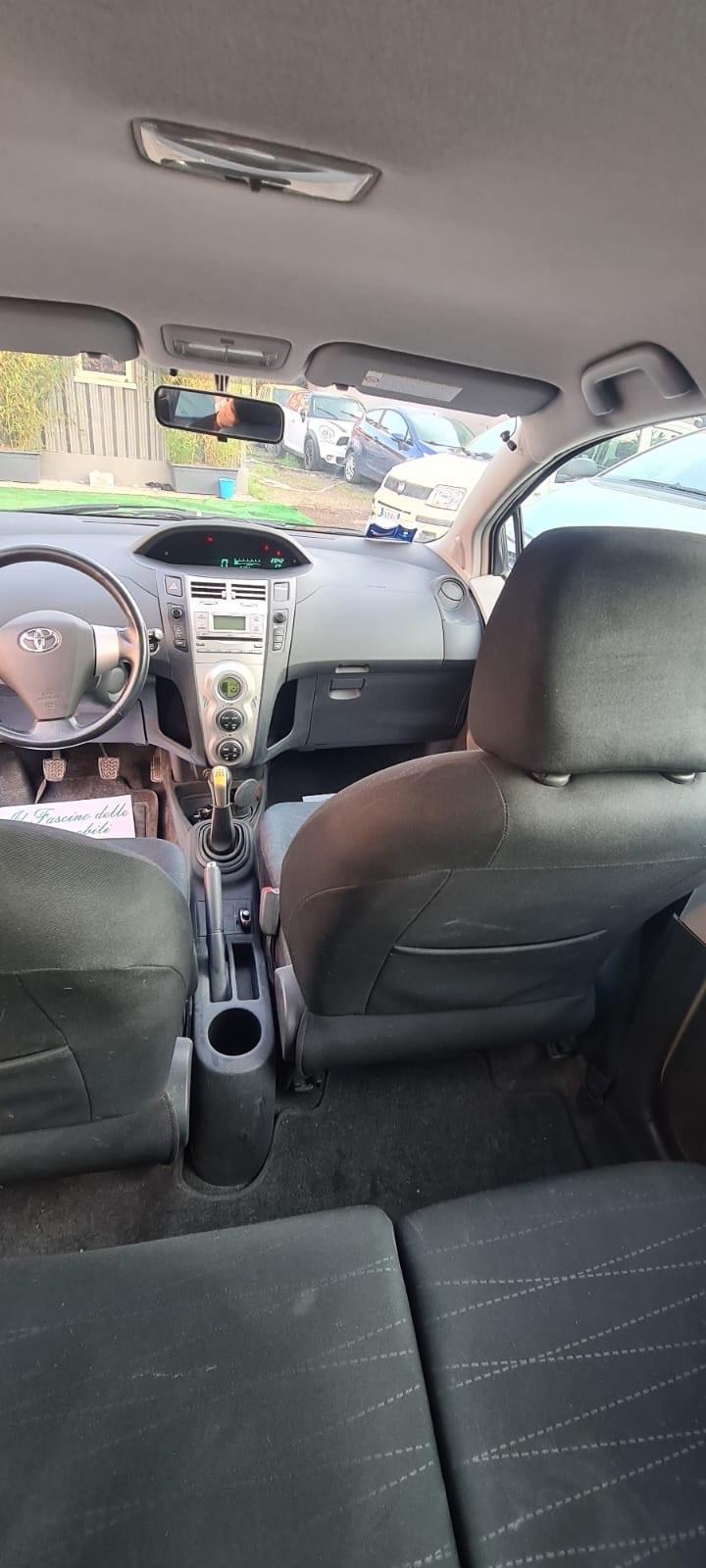 Toyota Yaris 1.3 5 porte