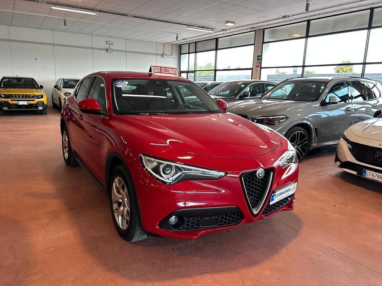 Alfa Romeo Stelvio BUSINESS 2.2 Turbodiesel AT8 Q4 53000 KM