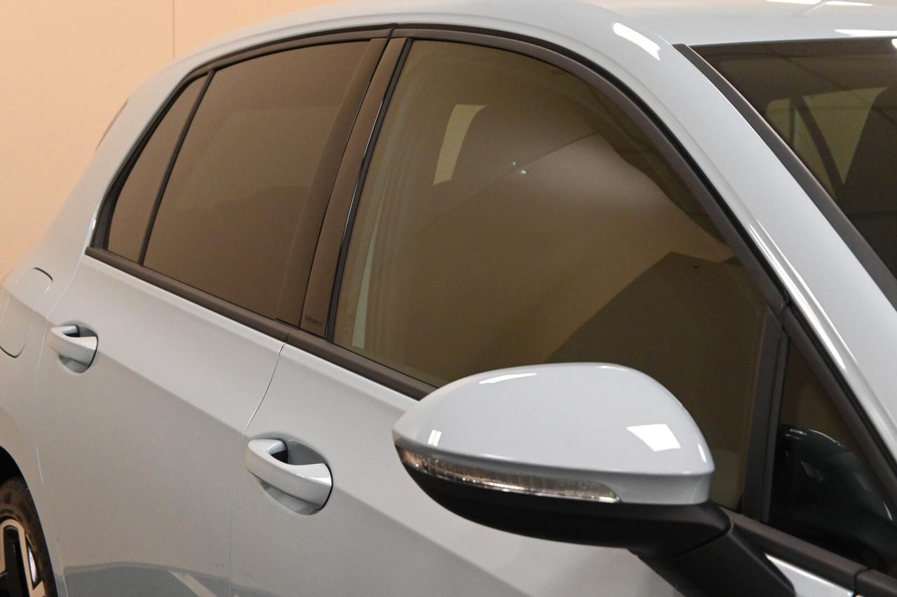 VOLKSWAGEN Golf 8ª serie Golf 2.0 TDI 150 CV D...