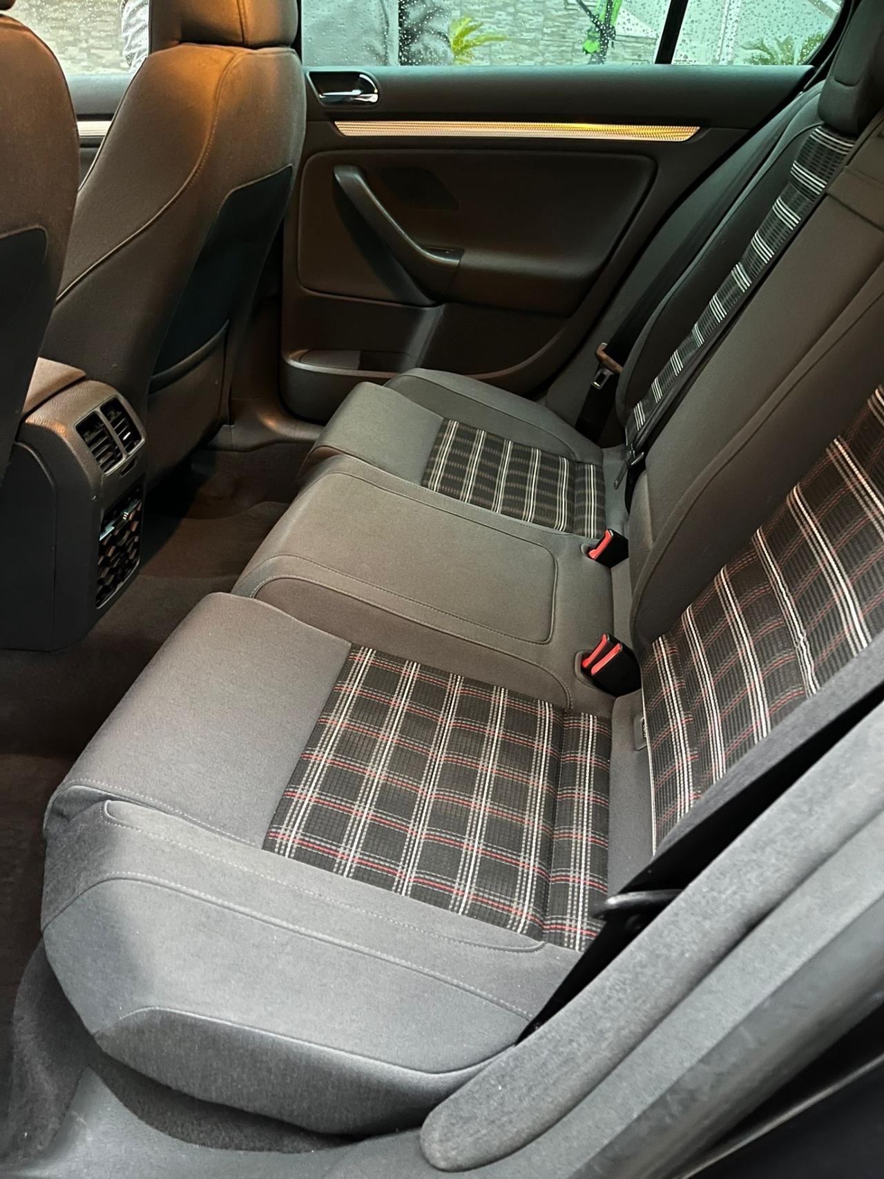 VW GOLF GTI 2.0 16V TFSI 200cv 5porte pronto uso