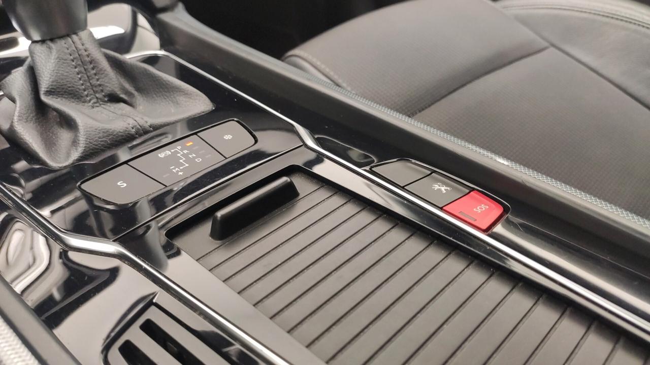 Peugeot 508 BlueHDi 180 EAT6 S&S Feline