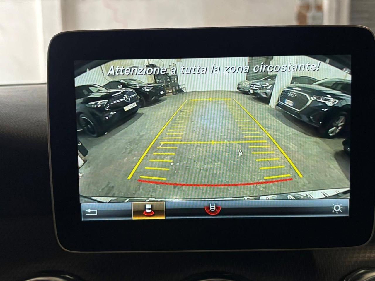 Mercedes-benz GLA 180 d Business