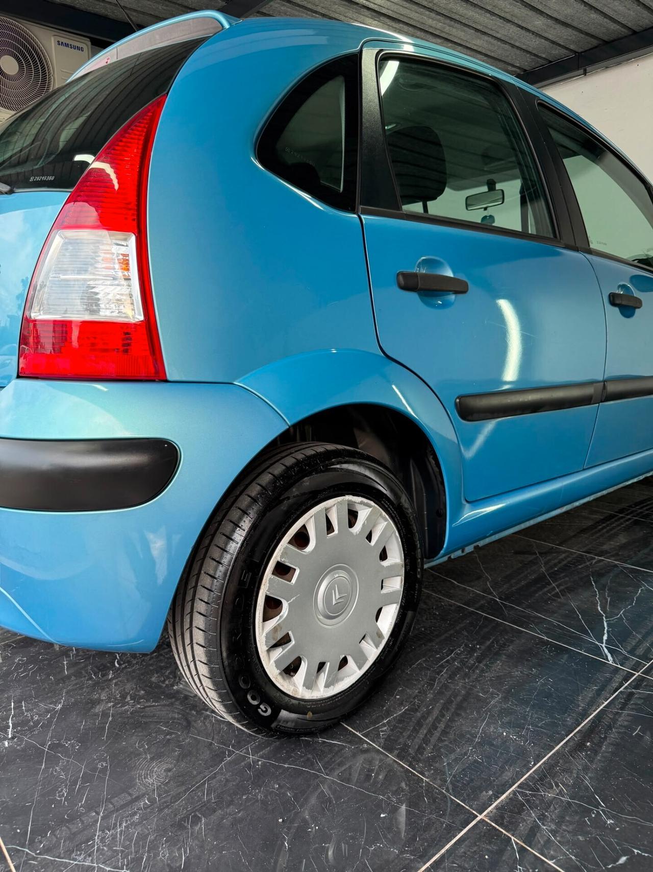 Citroen C3 1.1 airdream Gold by Pinko