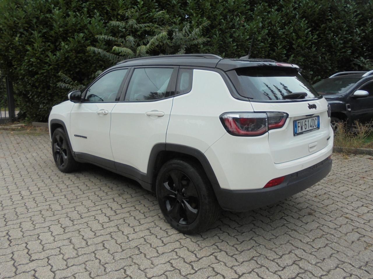 Jeep Compass 1.4 MultiAir 2WD Night Eagle con gancio traino estraibile