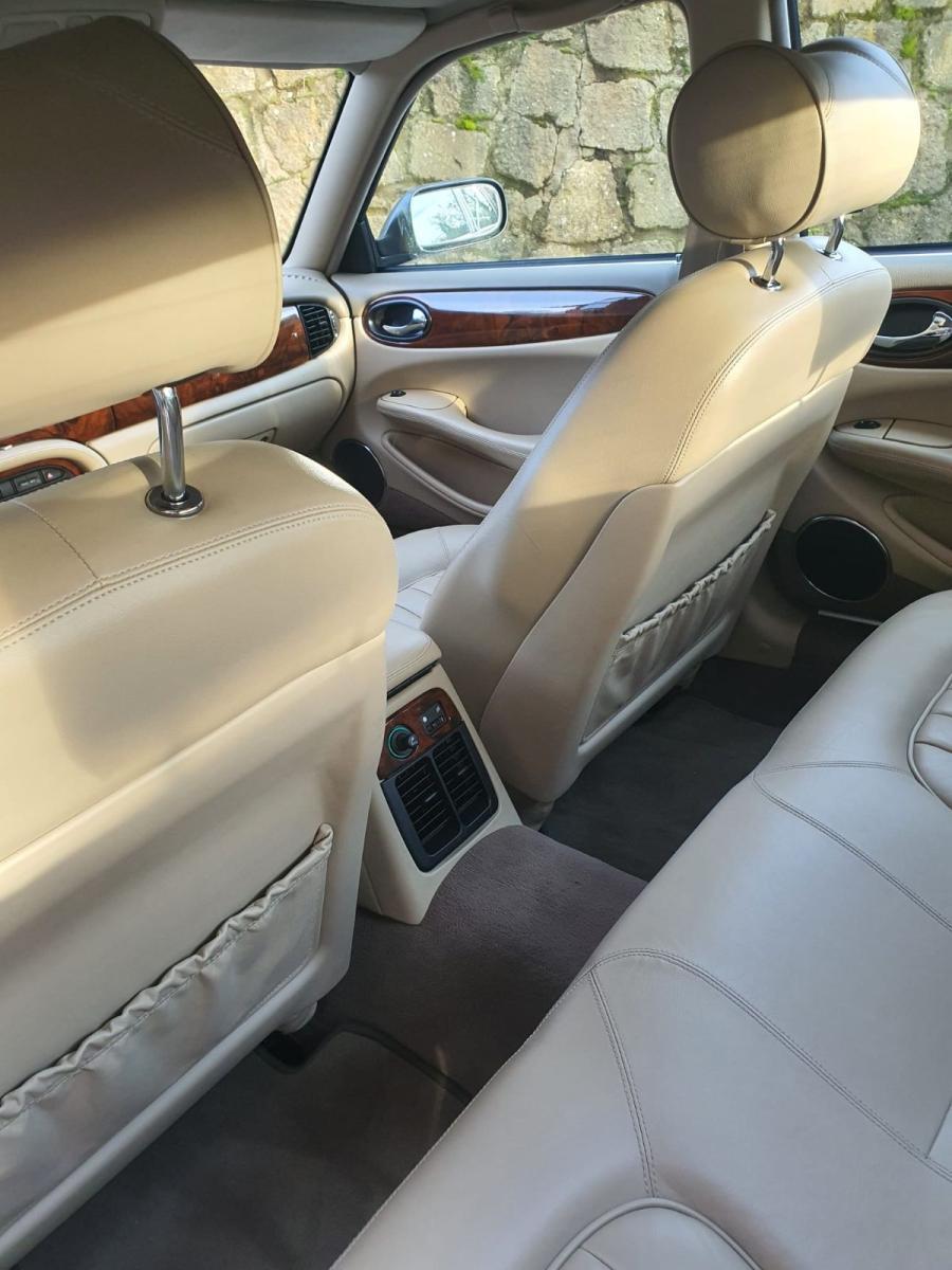 JAGUAR XJ 4.0 Sovereing