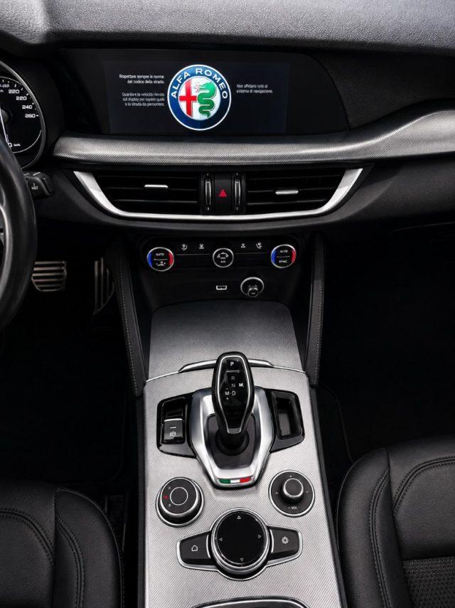 ALFA ROMEO Stelvio Sprint 2.2 d Q4 190 CV AT8 Navi Pelle Aziendale
