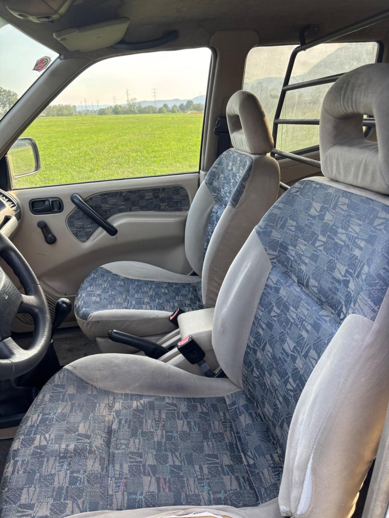 NISSAN TERRANO 2.7 Tdi AUTOCARRO GANCIO TRAINO