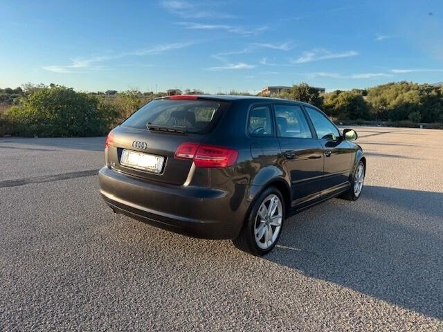 Audi A3 SPB 1.6 TDI Ambition - A 3