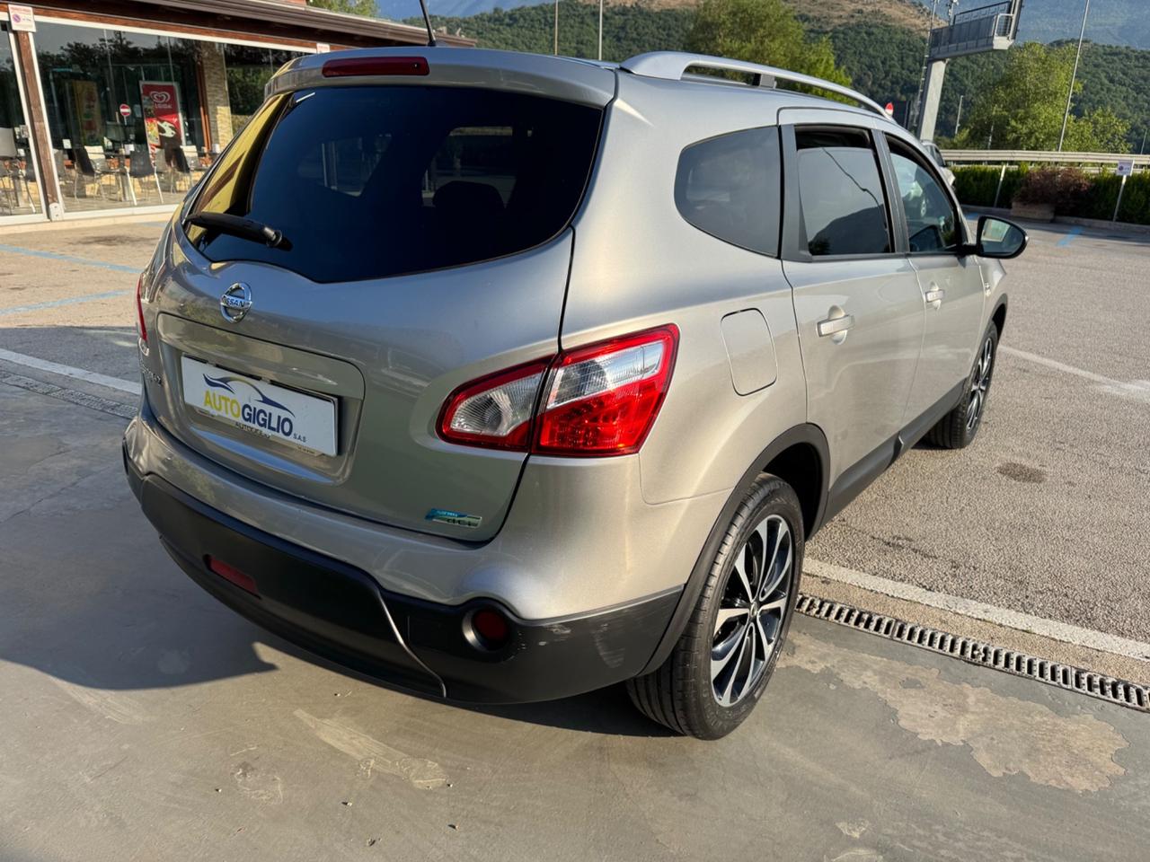 Nissan Qashqai Qashqai+2 2.0 dCi DPF Tekna TETTO, NAVI, RETROCAMERA