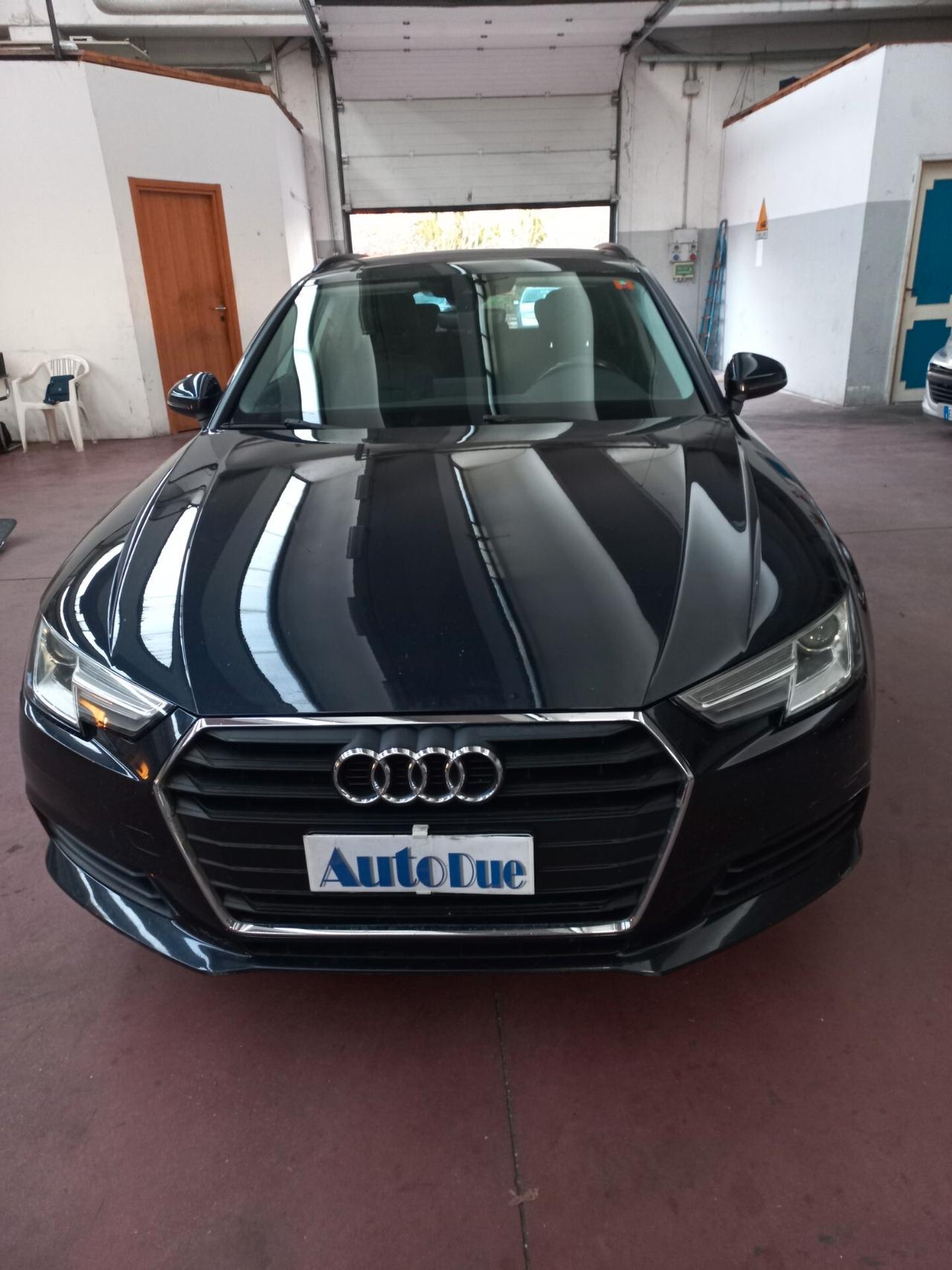 Audi A4 Avant 2.0 TDI 122 CV S tronic Business