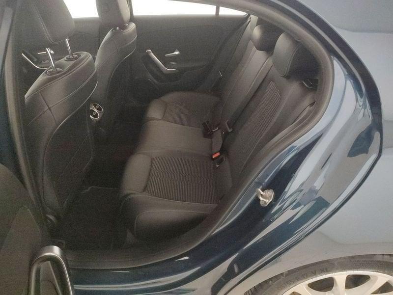 Mercedes-Benz Classe A A 200 d Sport auto
