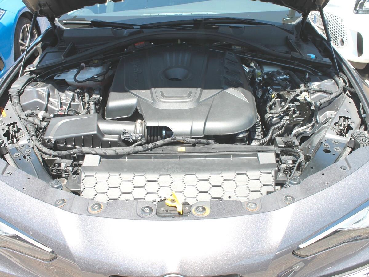 Alfa Romeo Giulia 2.2 Turbodiesel 190 CV AT8 Business Navi PREZZO REALE UNIPRO IVA DEDUCIBILE
