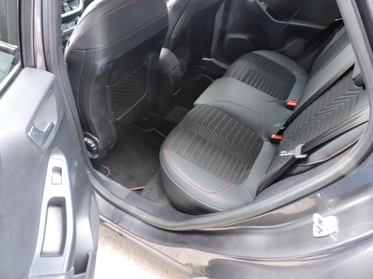 Ford Puma 1.0 EcoBoost Hybrid 125 CV S&S aut. ST-Line X