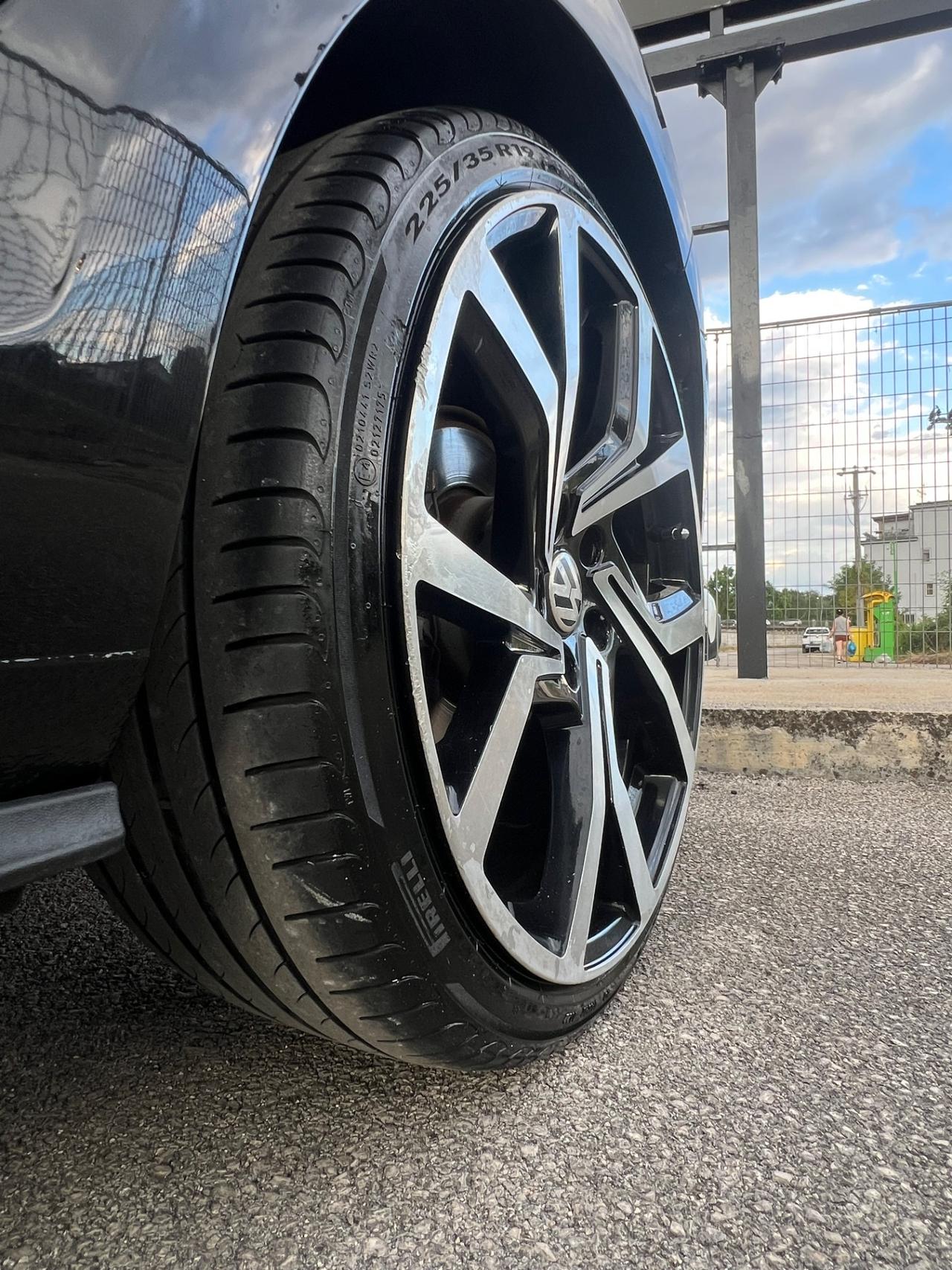 Volkswagen Golf GTD 2.0 TDI 5p. BlueMotion Technology