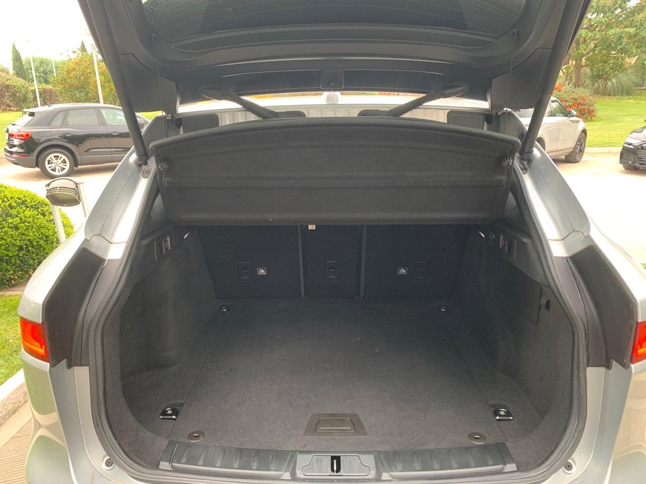 Jaguar F-Pace 2.0 D 240 CV AWD aut. Prestige