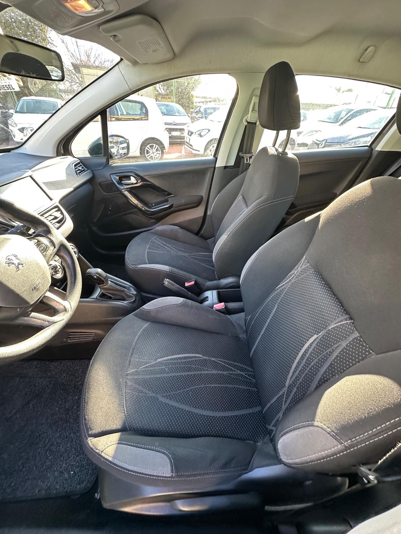 Peugeot 208 1.4 HDi 68 CV 5 porte Active