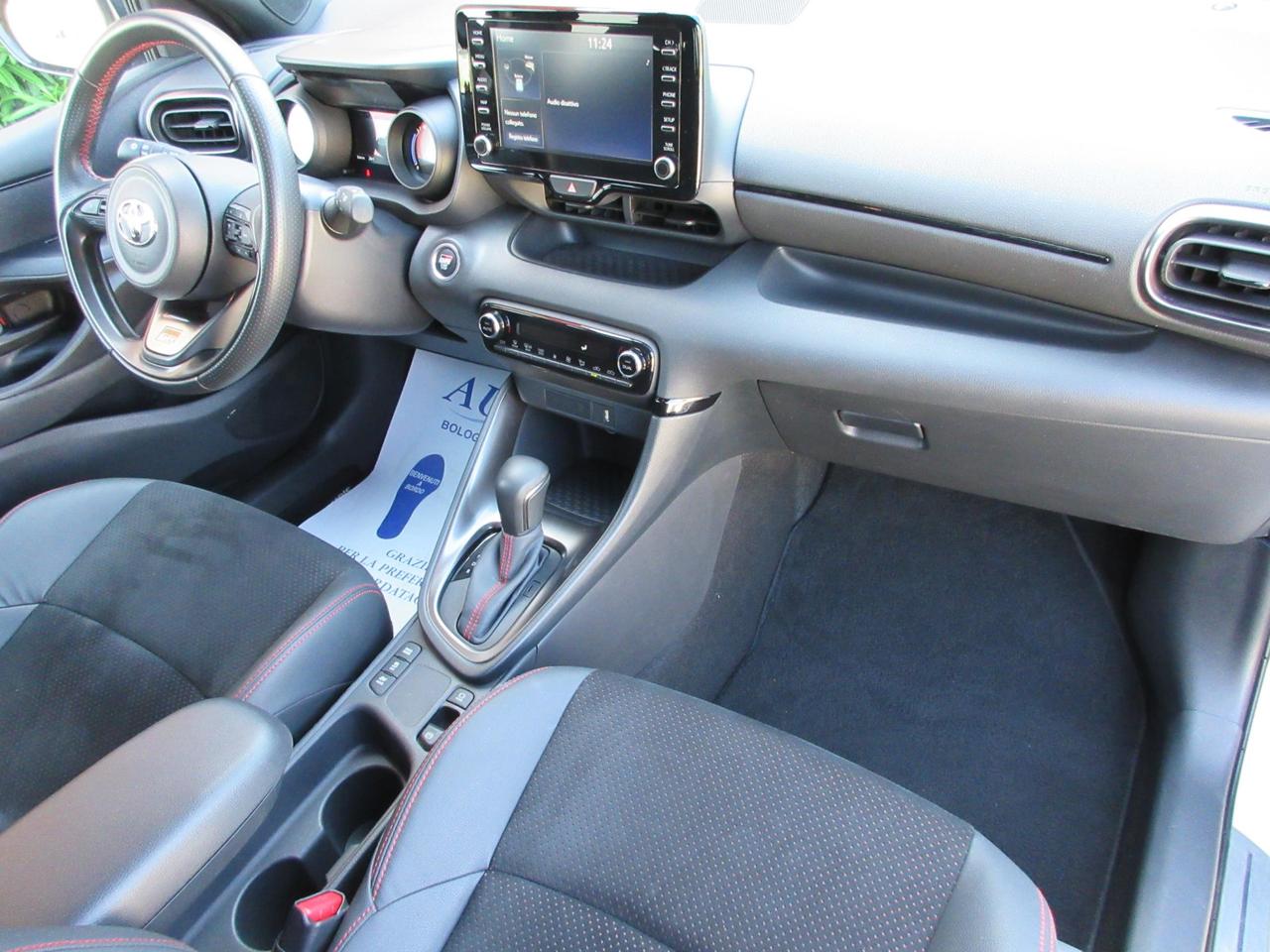 Toyota Yaris 1.5h GR Sport