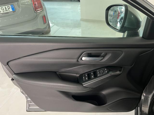NISSAN Qashqai MHEV 158 CV Xtronic Business