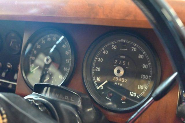 DAIMLER Sovereign 2.5 V8 AUTO GUIDA A DESTRA PERFETTA ITALIANA NUOVA