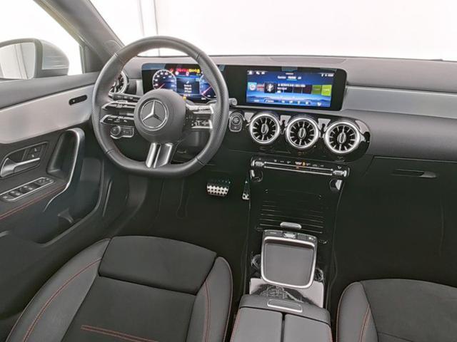 MERCEDES-BENZ A 200 Automatic AMG Line Advanced Plus