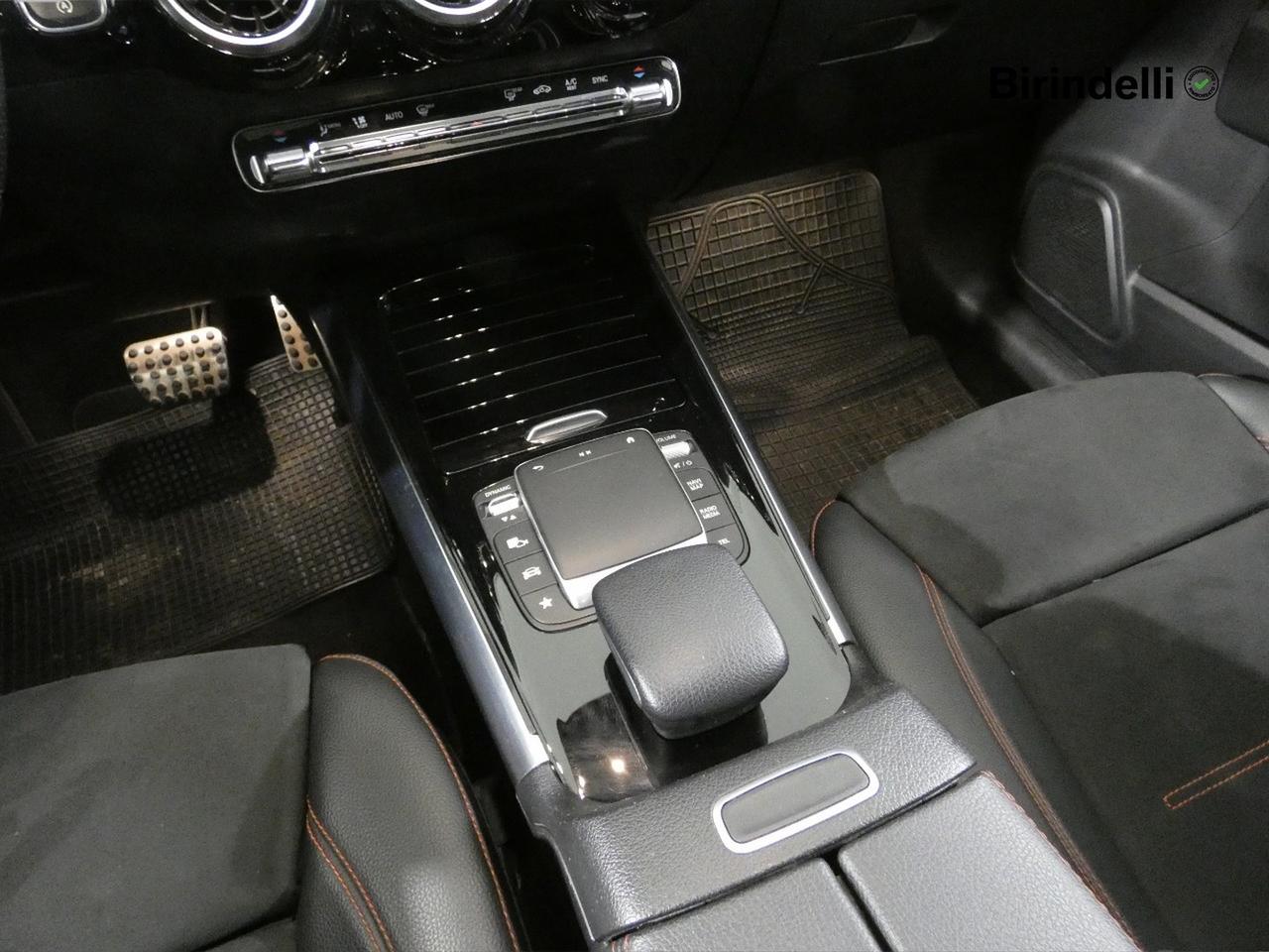 Mercedes-Benz GLA (H247) - GLA 200 d Automatic Premium
