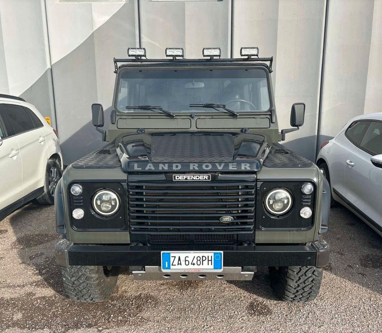 Land Rover Defender 90 2.5 Td5 Station Wagon County