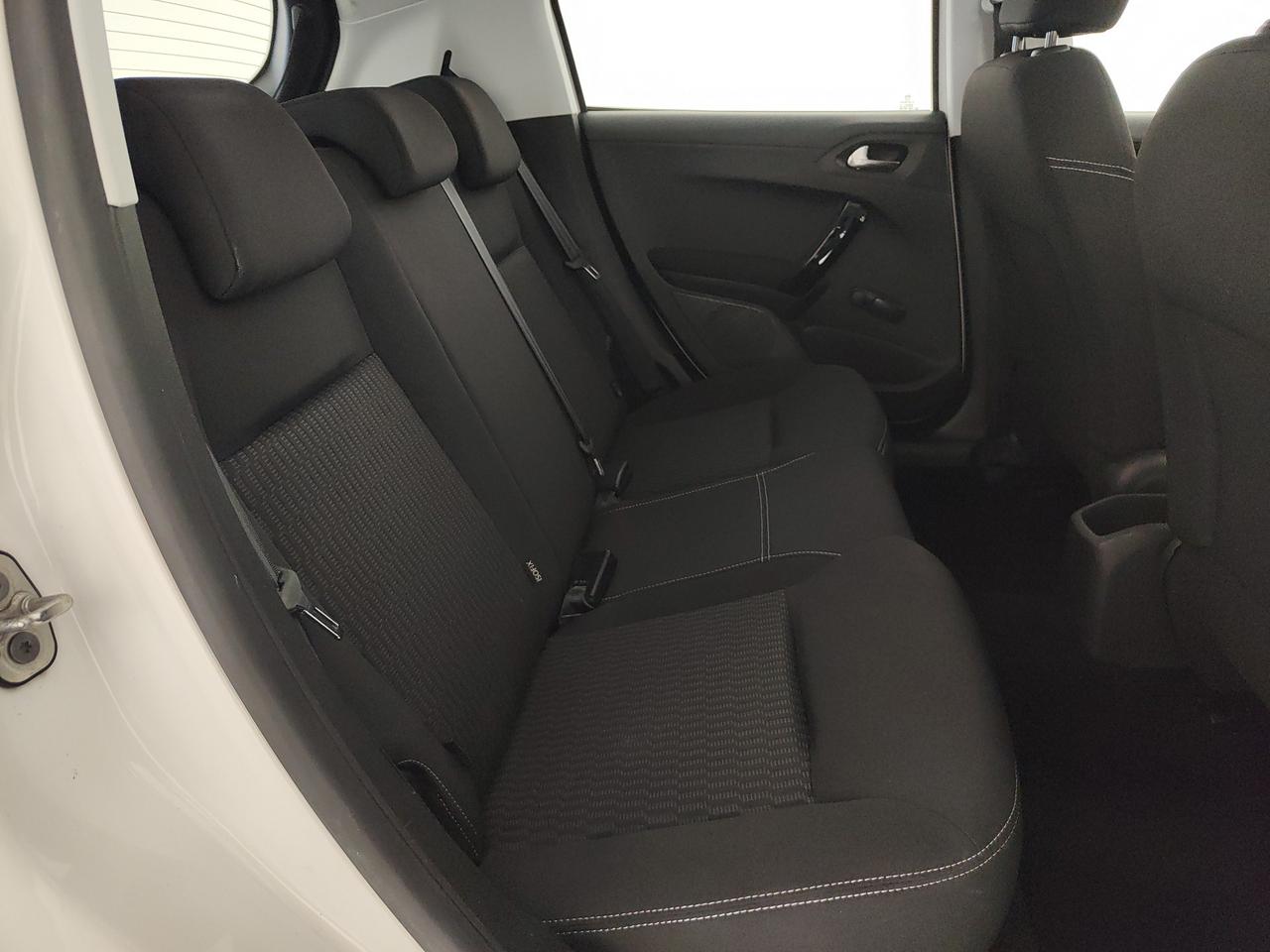 PEUGEOT 208 5p 1.2 puretech Active s&s 82cv neopatentati