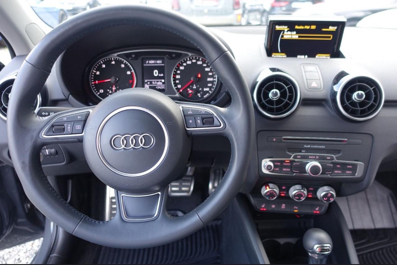 Audi A1 1.0 TFSI ultra S tronic S-Line Sline