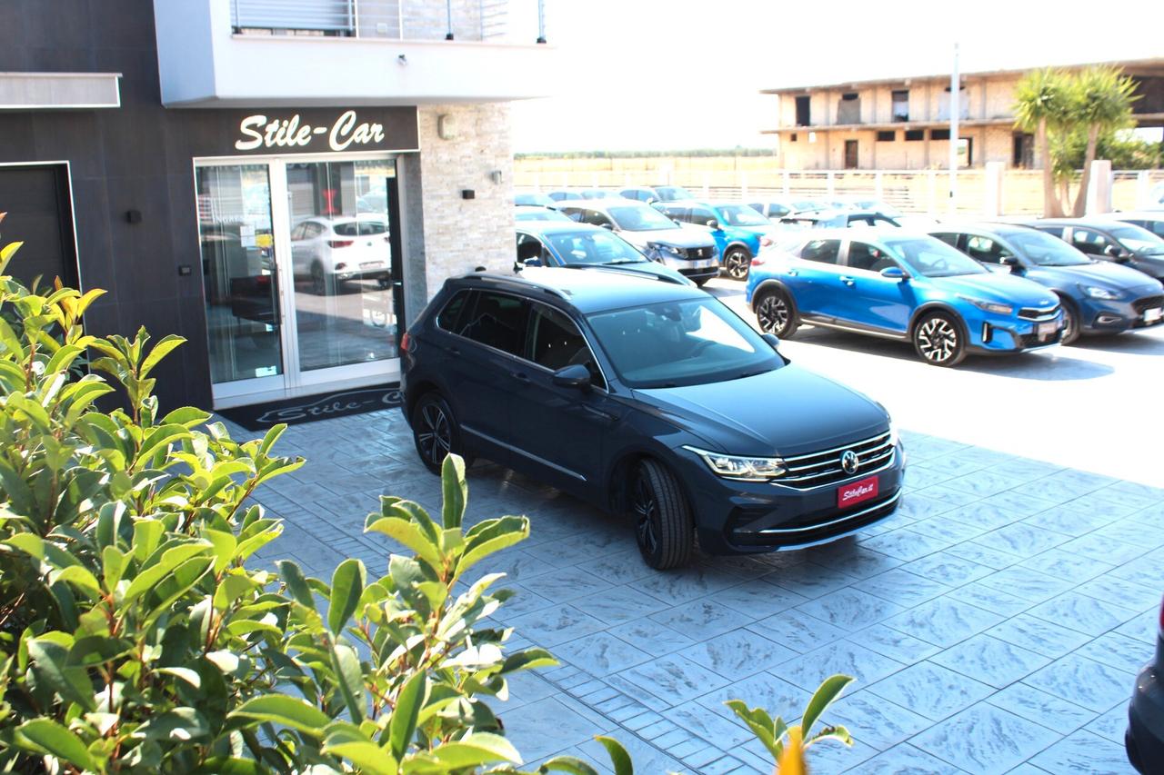 Volkswagen Tiguan 2.0 TDI 150 CV SCR DSG Elegance