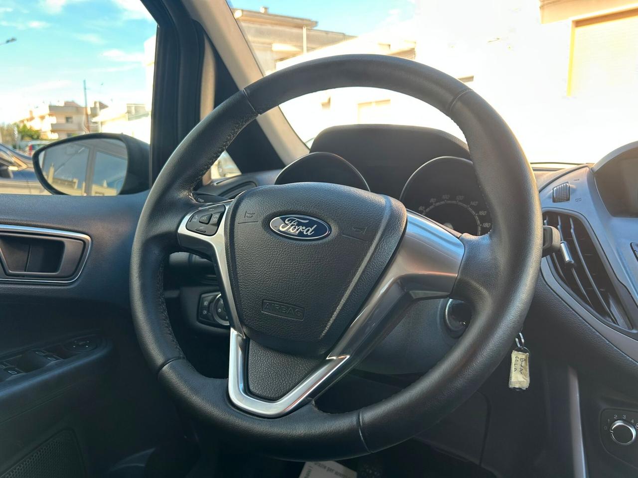 Ford B-Max 1.5 TDCi TITANIUM 5POSTI AUTOCARRO-2014