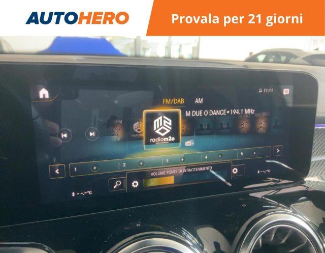 MERCEDES-BENZ GLB 200 d Automatic Sport