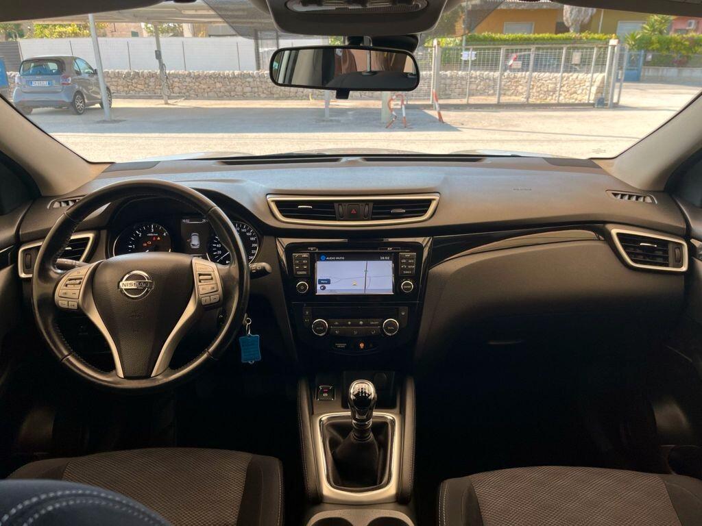 Nissan Qashqai 1.5 DCi Visia 110cv