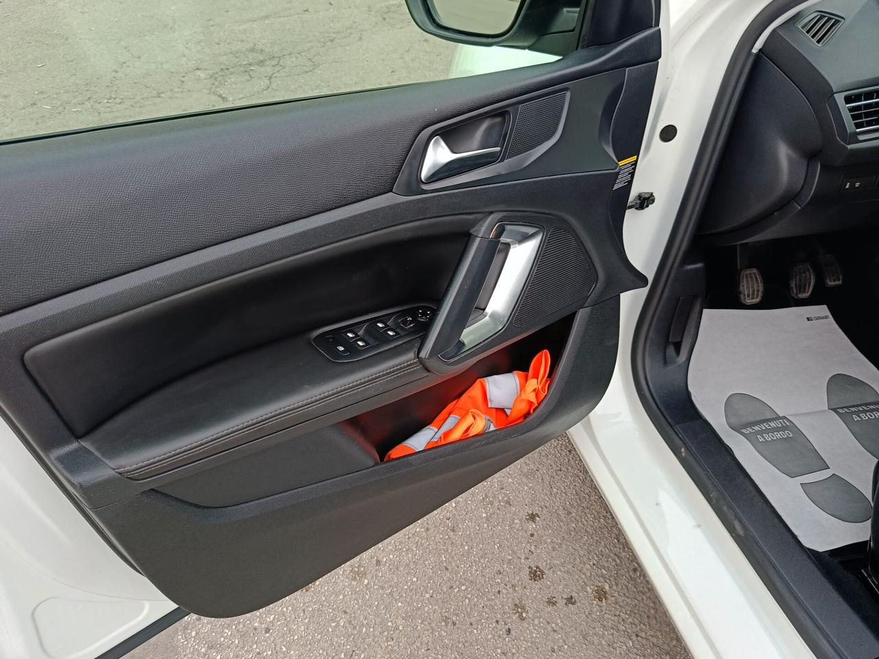 Peugeot 308 1.6 e-HDi 115 CV Stop&Start Allure