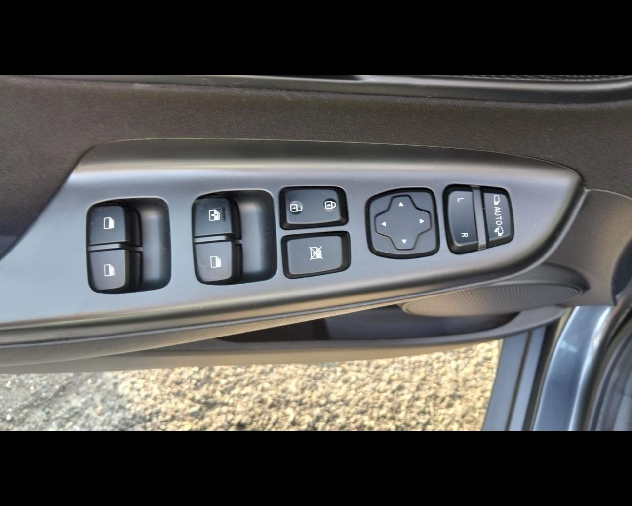 HYUNDAI Kona - Kona 1.0 T-GDI Hybrid 48V iMT XLine