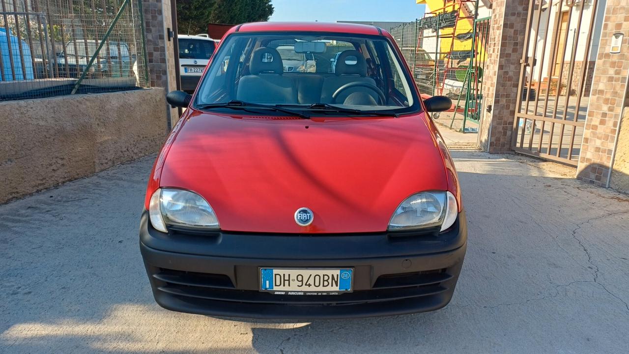 Fiat 600 1.1 Active