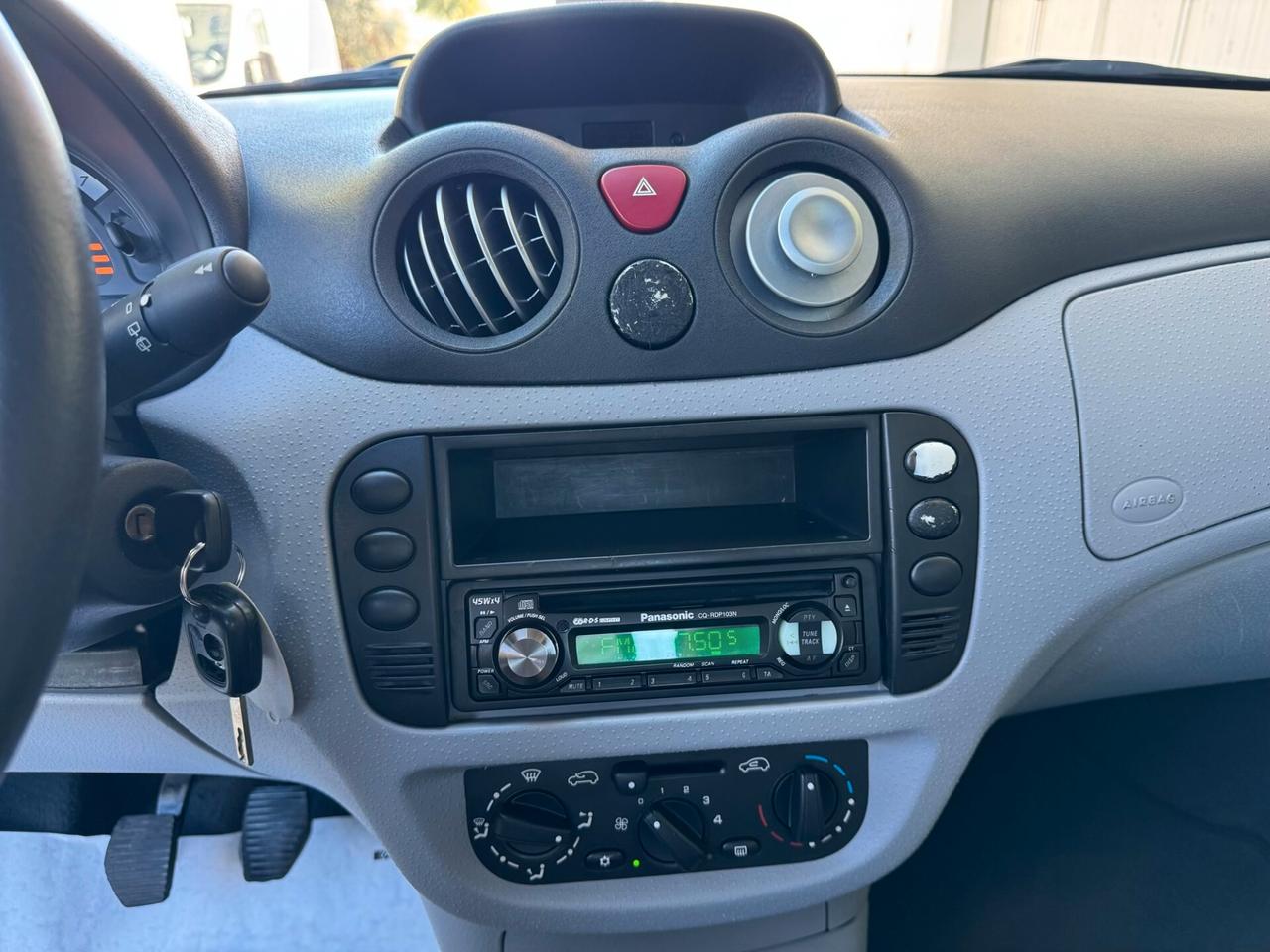 Citroen C3 1.1 Elegance clima UNICO PROPRIETARIO