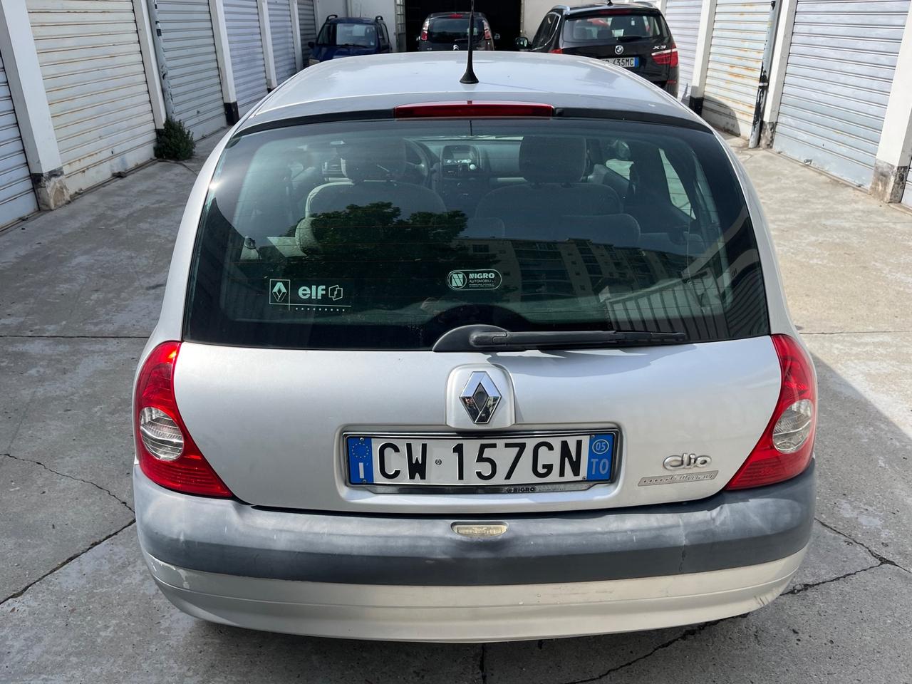 Renault Clio 1.2 16V cat 3 porte Luxe Privilège
