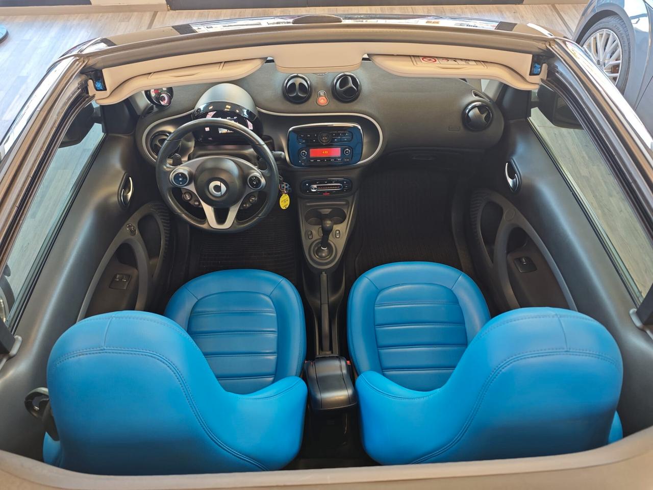 Smart ForTwo 1000 52 kW MHD cabrio passion