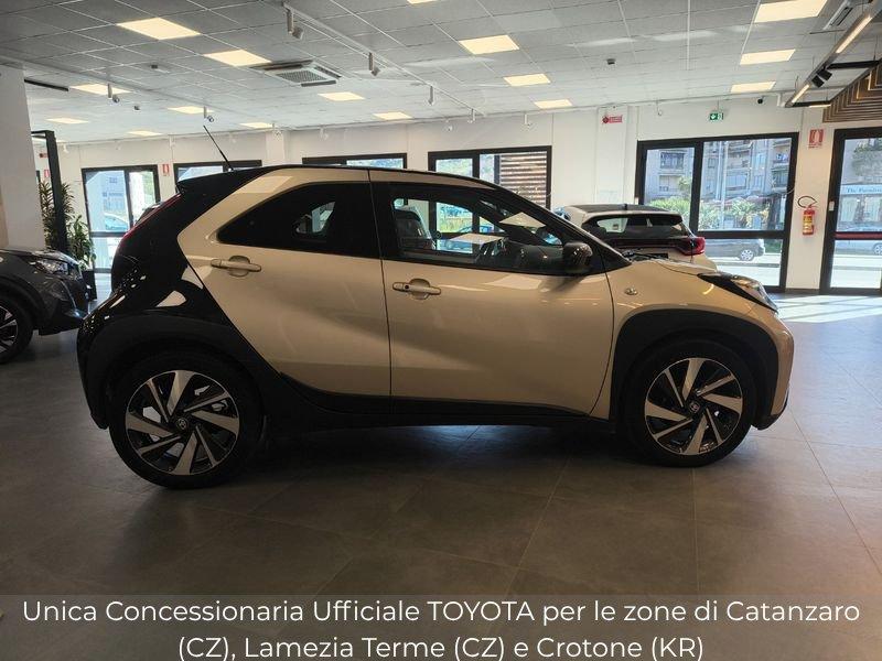 Toyota Aygo X Aygo X 1.0 VVT-i 72 CV 5 porte Lounge