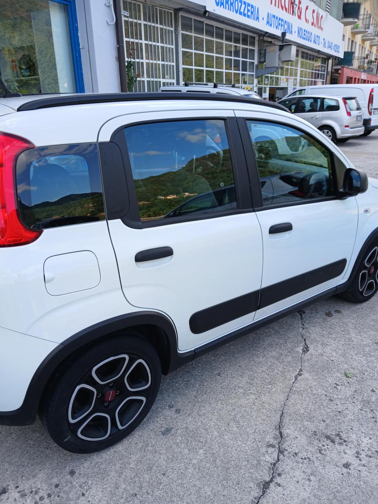 Fiat Panda 1.0 FireFly S&S Hybrid